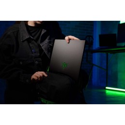 Razer Blade 15 Intel® Core™ i7 i7-13800H Computer portatile 39,6 cm (15.6") Quad HD 16 GB DDR5-SDRAM 1 TB SSD NVIDIA GeForce