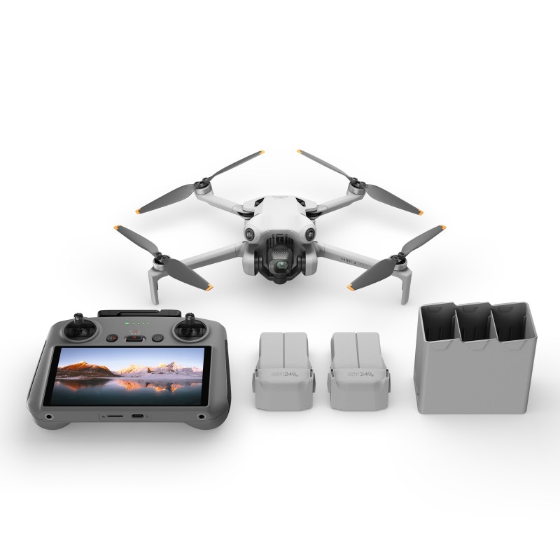 DJI Mini 4 Pro Fly More Combo (RC 2) 4 rotori Quadrirotore 48 MP 3840 x 2160 Pixel 2590 mAh Nero, Bianco