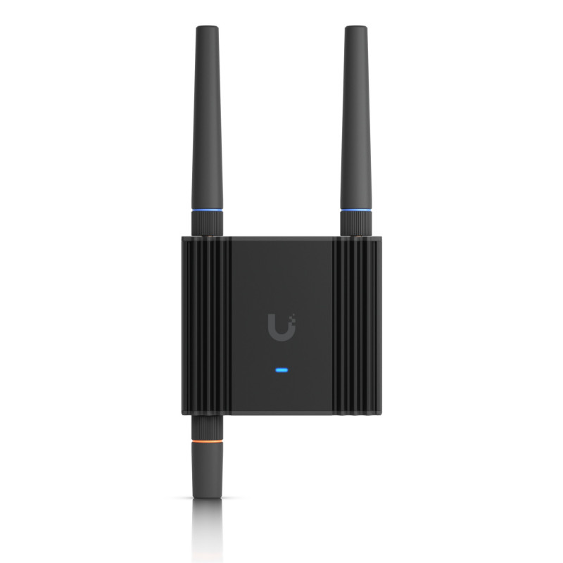 Ubiquiti UMR-Ultra Router di rete cellulare Ubiquiti UMR-Ultra Router di rete cellulare