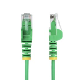 StarTech.com Cavo Ethernet CAT6 Verde da 50cm Patch UTP con Plug RJ45 Antigroviglio e Rilievi di Trazione, Cavo Lan Slim in