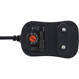 InLine 26608O adaptador e inversor de corriente Interior 12 W Negro