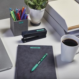 DYMO Original D1-Etikettenband | schwarz auf grün | 9 mm x 7 m | selbstklebendes Schriftband | für