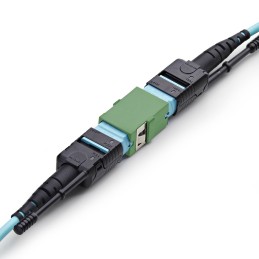 StarTech.com Accoppiatore MPO MTP per Fibra Ottica Monomodale, Configurazione Key Up–Key Down, Adattatore MPO MTP-APC per