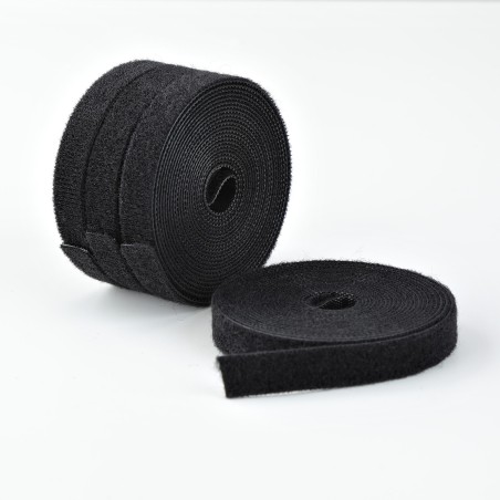 StarTech.com 4er-Pack 4,6 m Klettband-Großrollen, 12,7 mm breit, Schwarz, zuschneidbare und wiederverwendbare Kabelbinder,
