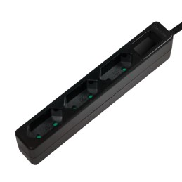 LogiLink LPS229B base múltiple 1,5 m 3 salidas AC Interior Negro