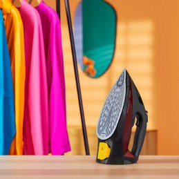 Philips 7000 series DST7022 40 iron Steam iron SteamGlide Plus soleplate 2800 W Black